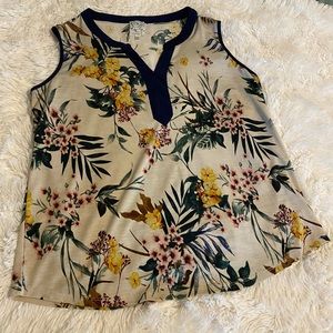 Naif- sleeveless, floral top. Large